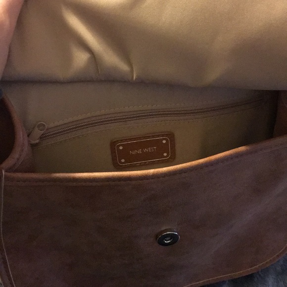 Nine West Crossbody Purse - Picture 4 of 6